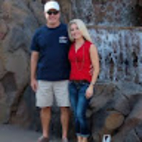 Meet your Posher, Kerri - Picture 1 of 1